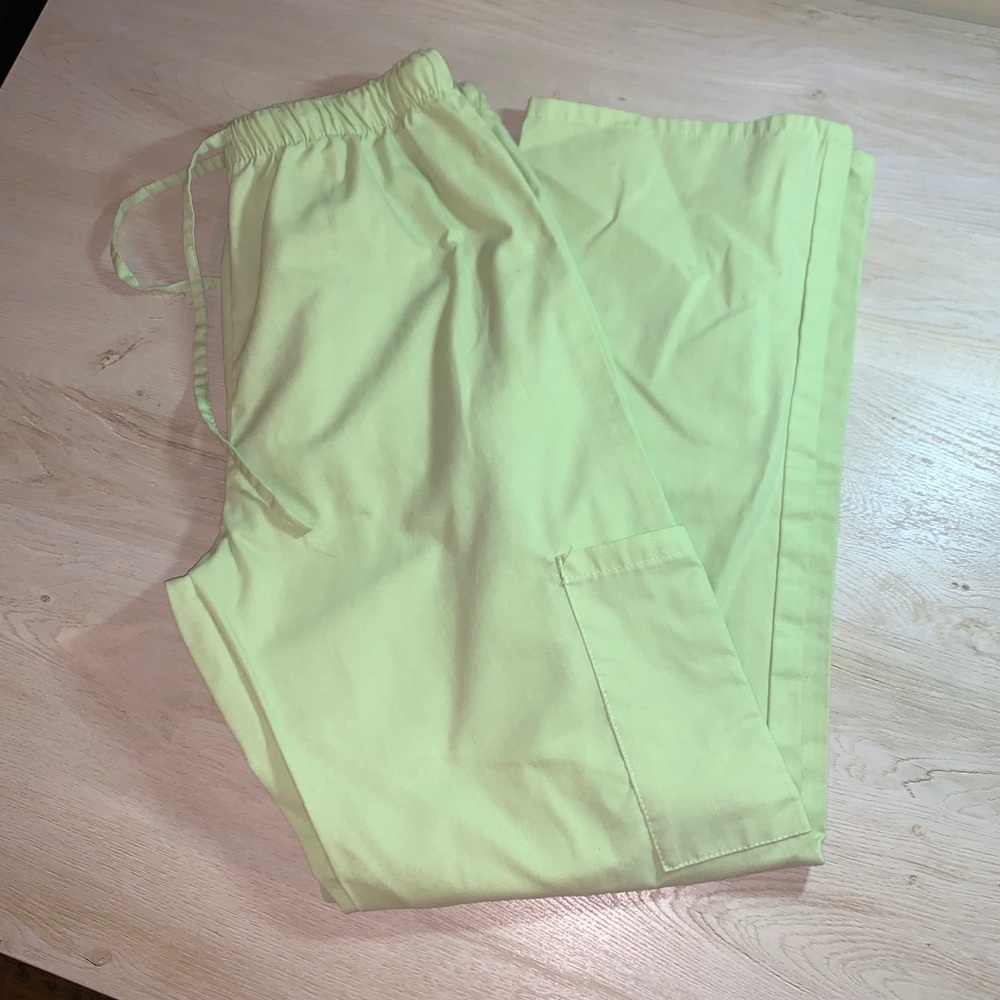 Light green absolute scrub pants size large